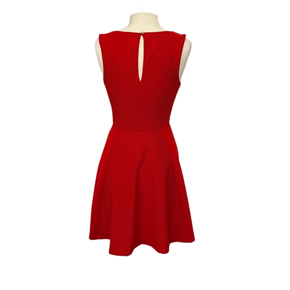 Express Sz M Red Dress Fit and Flare Ribbed Sleeveless Skater High Neck - Picture 3 of 4